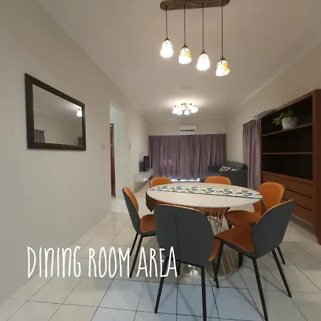 Sabakuba Homestay Marina Court Condominium
